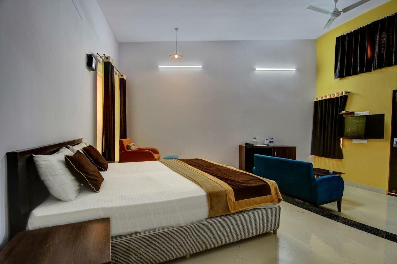 Palette Arthigamya Spa & Resort โกการ์นา ภายนอก รูปภาพ